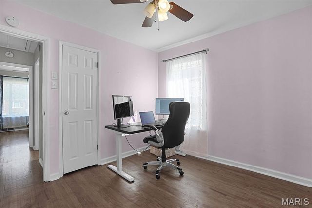 9209 Lucia Drive, St Louis, MO 63123