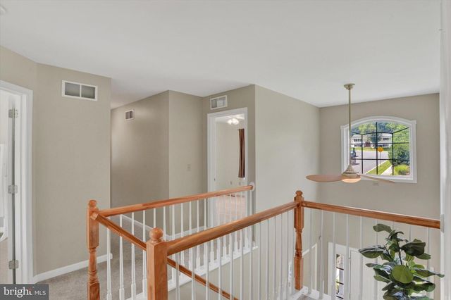 920 VALLEY RD, Enola, PA 17025