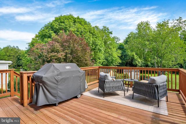 920 VALLEY RD, Enola, PA 17025