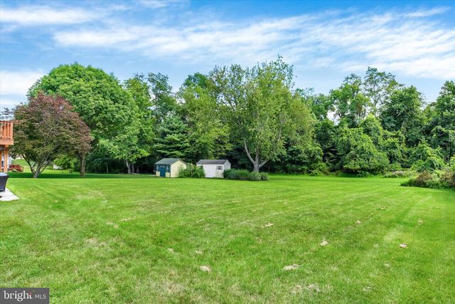 920 VALLEY RD, Enola, PA 17025