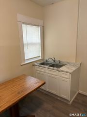 1269 Park Avenue, Bridgeport, CT 06604