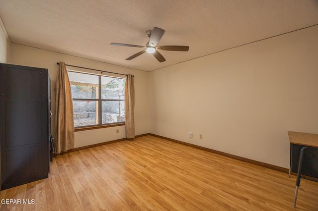 6851 Ridge Top Drive, El Paso, TX 79904