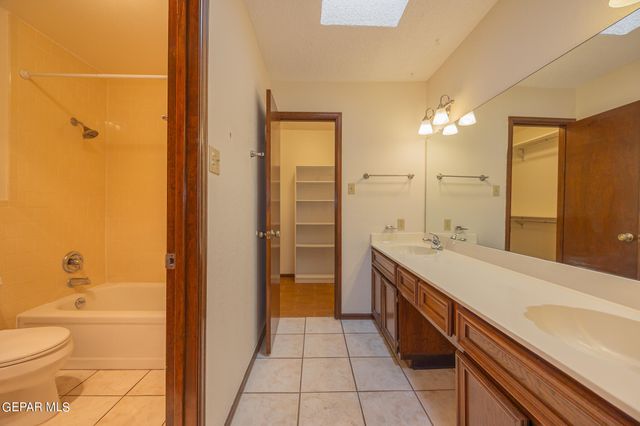 6851 Ridge Top Drive, El Paso, TX 79904