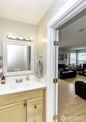 307 4th Avenue N, Algona, WA 98001