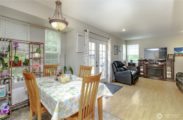 307 4th Avenue N, Algona, WA 98001