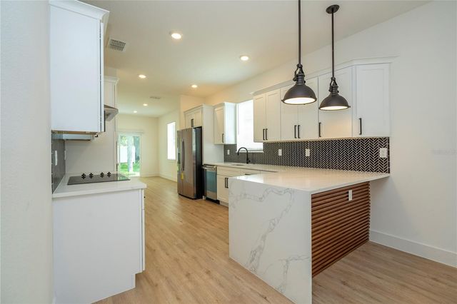 4419 COLLEGE DRIVE, Orlando, FL 32811