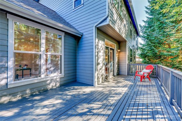 2496 NE Ariel Court, Poulsbo, WA 98370