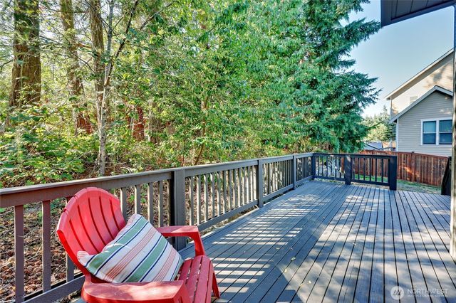 2496 NE Ariel Court, Poulsbo, WA 98370