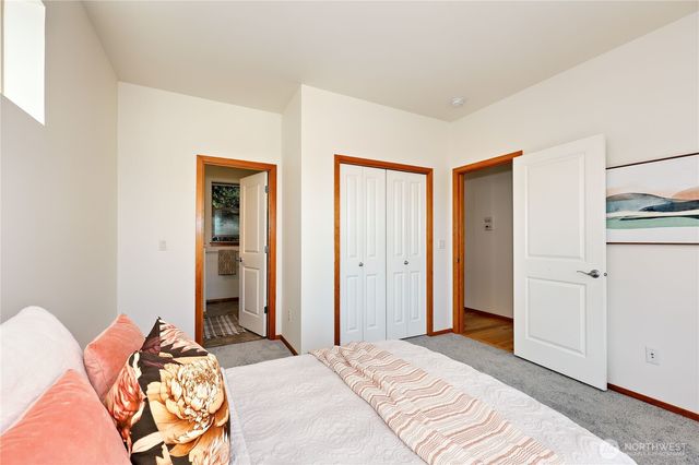 2496 NE Ariel Court, Poulsbo, WA 98370