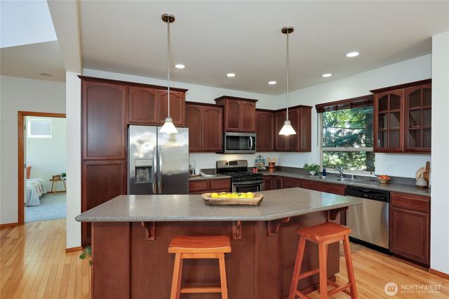 2496 NE Ariel Court, Poulsbo, WA 98370