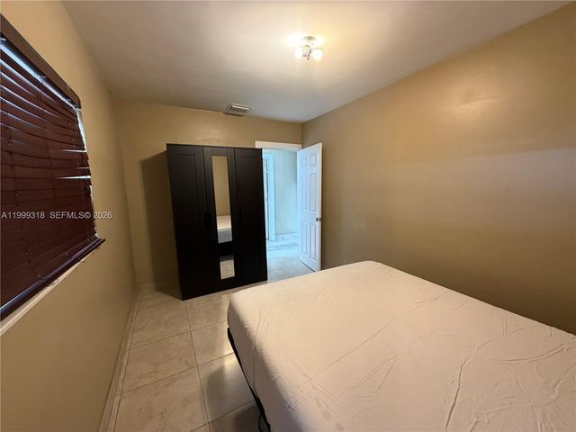 414 SW 2nd Ter 0, Dania Beach, FL 33004