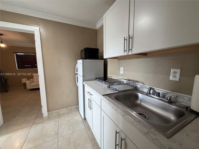 414 SW 2nd Ter 0, Dania Beach, FL 33004