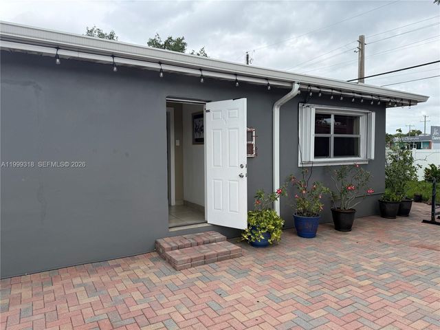 414 SW 2nd Ter 0, Dania Beach, FL 33004