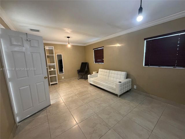 414 SW 2nd Ter 0, Dania Beach, FL 33004