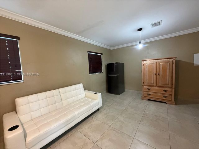 414 SW 2nd Ter 0, Dania Beach, FL 33004
