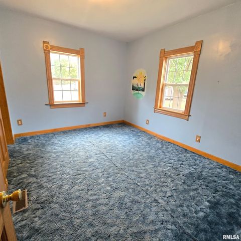 1121 N BENEDICT Street, Chillicothe, IL 61523