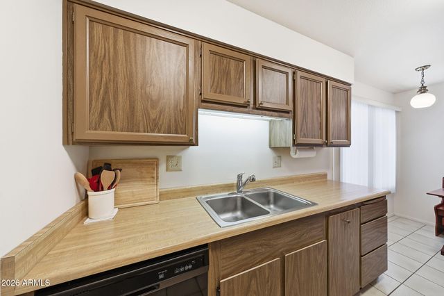 17042 N 105TH Avenue, Sun City, AZ 85373