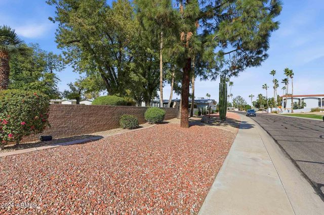 17042 N 105TH Avenue, Sun City, AZ 85373