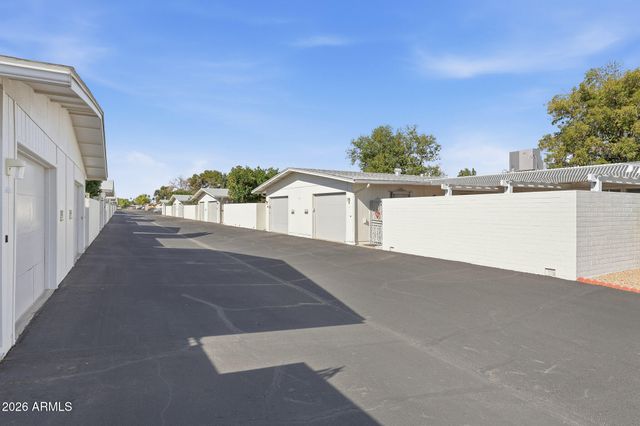 17042 N 105TH Avenue, Sun City, AZ 85373