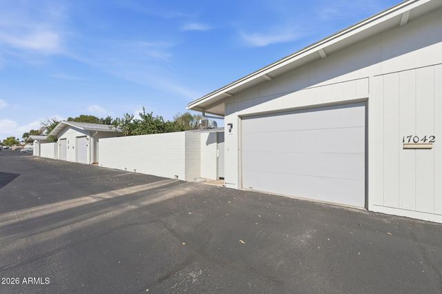 17042 N 105TH Avenue, Sun City, AZ 85373