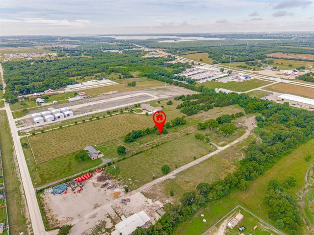 10338 County Road 484, Lavon, TX 75166