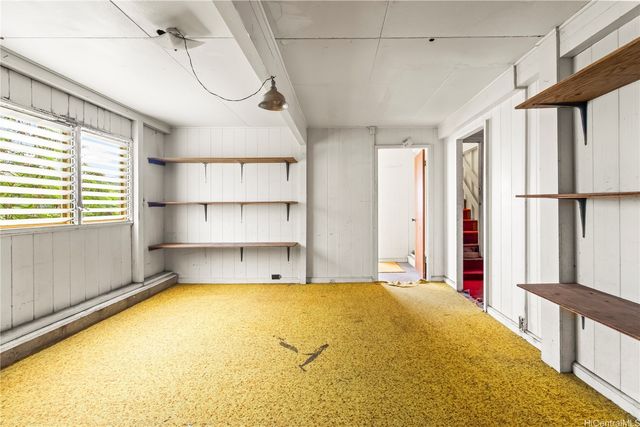 99-821 Aiea Heights Drive, Aiea, HI 96701