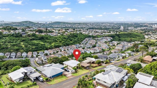 99-821 Aiea Heights Drive, Aiea, HI 96701