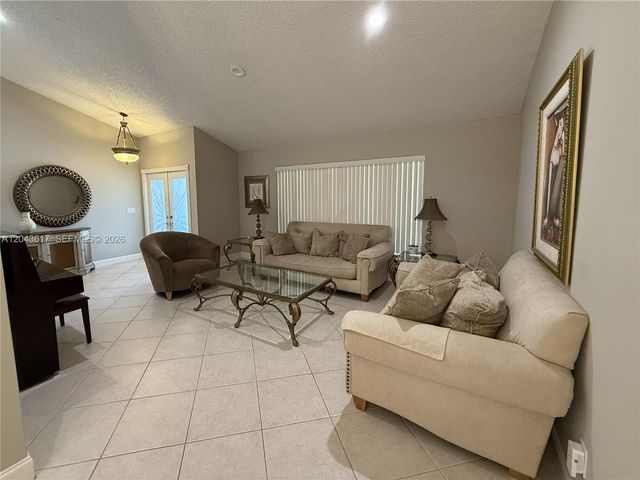 8765 SW 58th Street, Cooper City, FL 33328