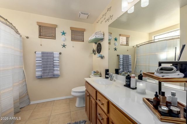 157 W SADDLE Way, San Tan Valley, AZ 85143