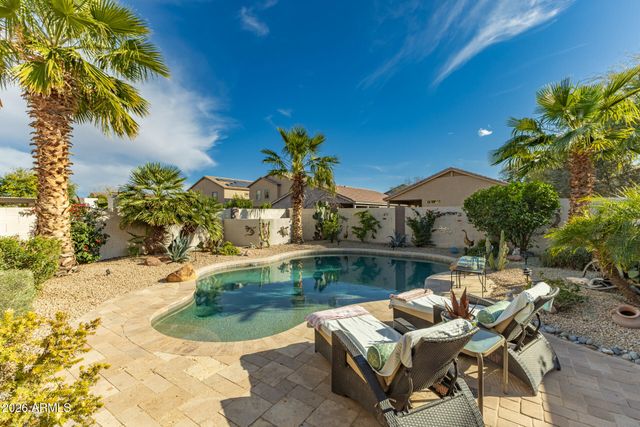 157 W SADDLE Way, San Tan Valley, AZ 85143