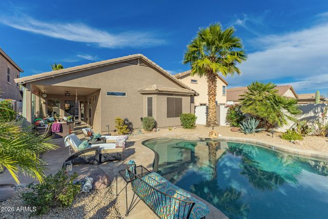 157 W SADDLE Way, San Tan Valley, AZ 85143