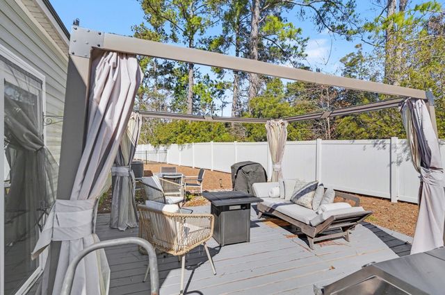 379 Hidden Cove Dr., Little River, SC 29566