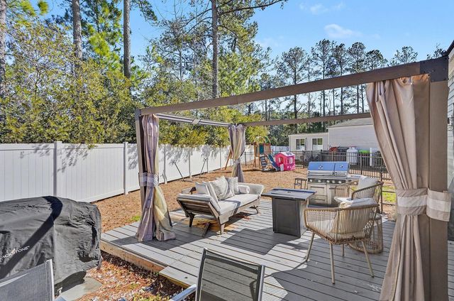 379 Hidden Cove Dr., Little River, SC 29566
