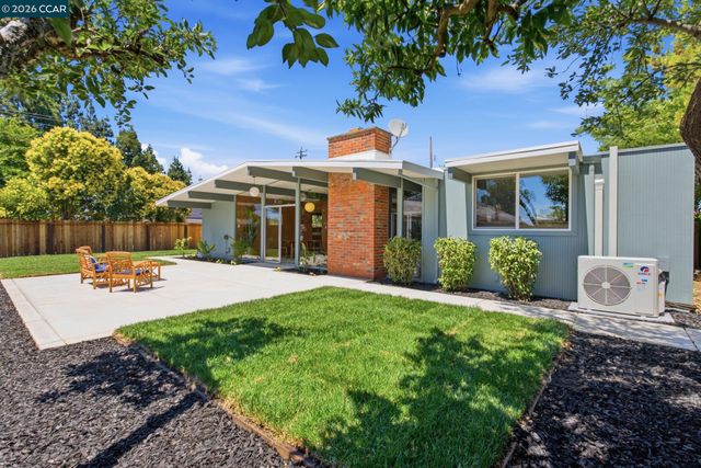 3998 Salem St, Concord, CA 94521