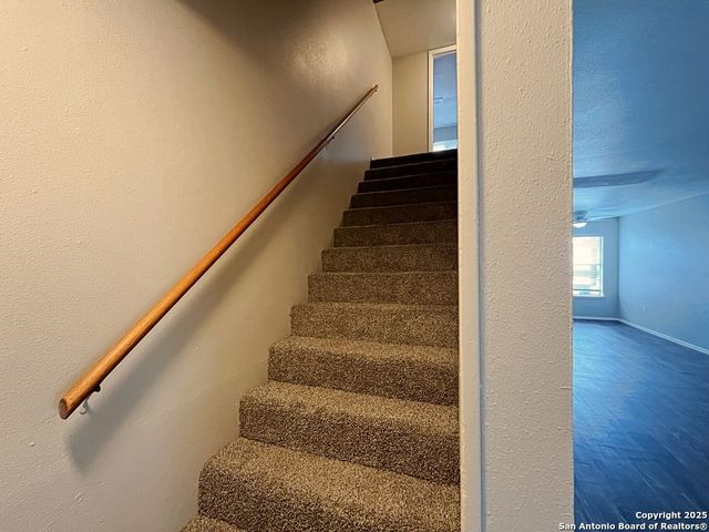 2802 Lasses Blvd Apt 30, San Antonio, TX 78223