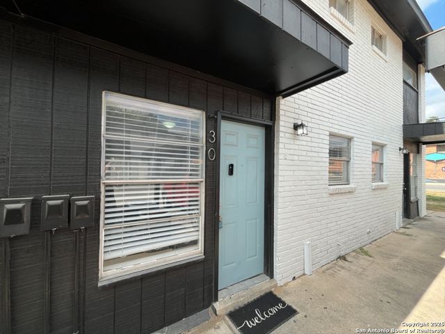 2802 Lasses Blvd Apt 30, San Antonio, TX 78223
