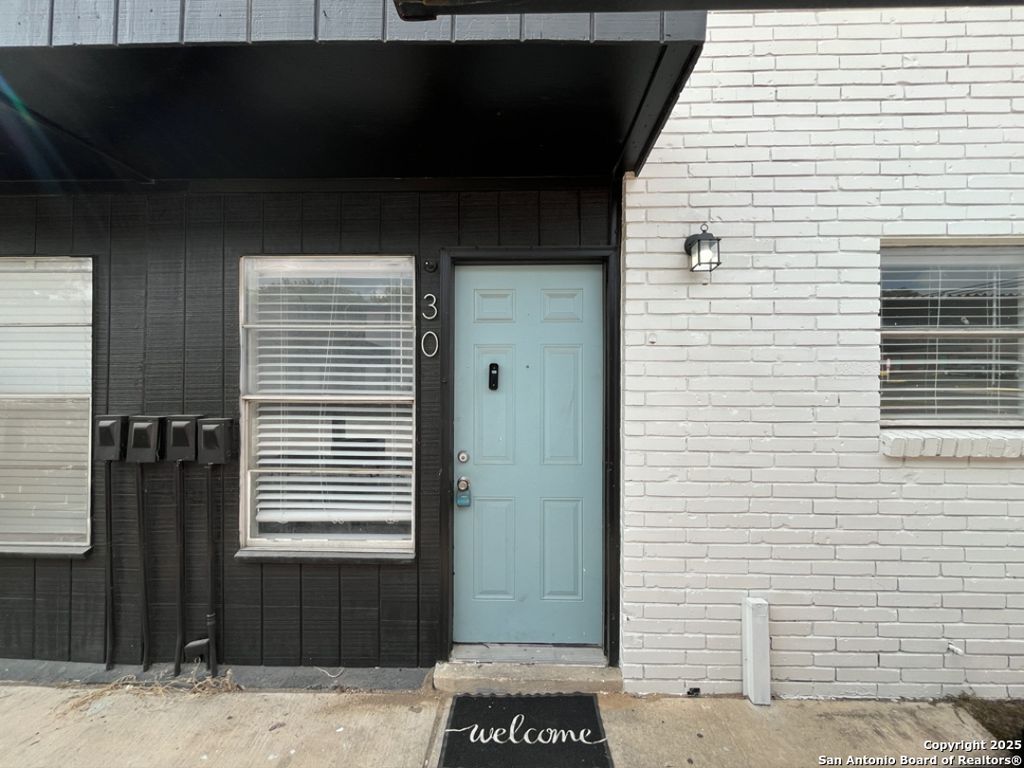 2802 Lasses Blvd Apt 30, San Antonio, TX 78223