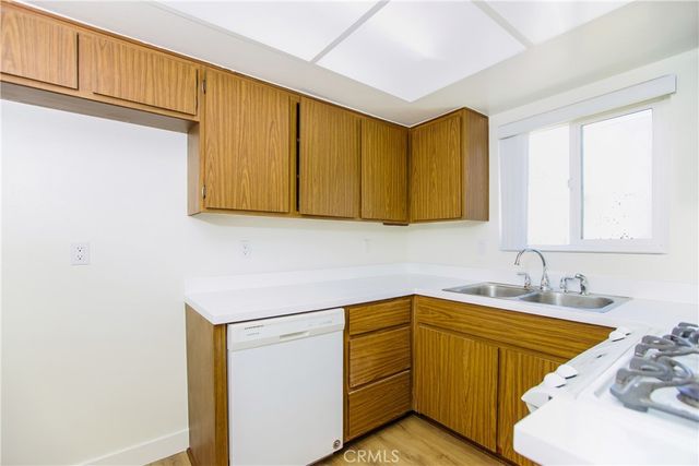 16721 Dolores D, Huntington Beach, CA 92649