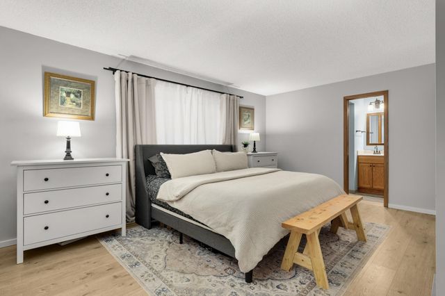 3159 Quarry Court, Eagan, MN 55121