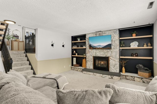 3159 Quarry Court, Eagan, MN 55121