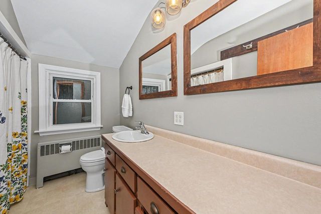 110 Polk STREET, Slinger, WI 53086