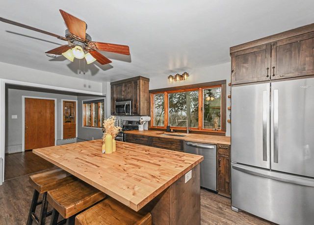 110 Polk STREET, Slinger, WI 53086