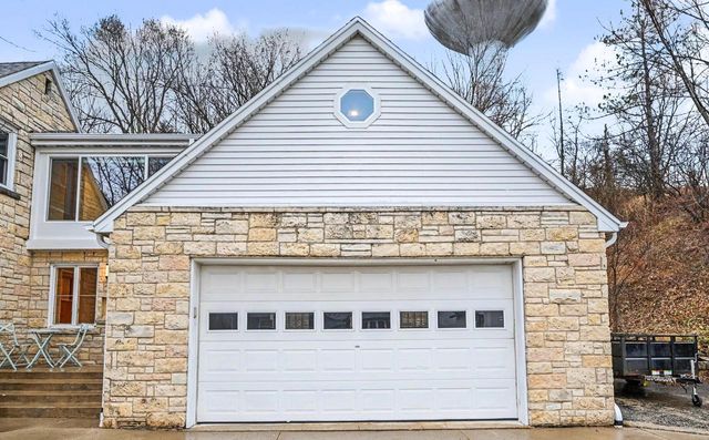 110 Polk STREET, Slinger, WI 53086