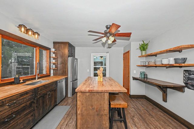 110 Polk STREET, Slinger, WI 53086