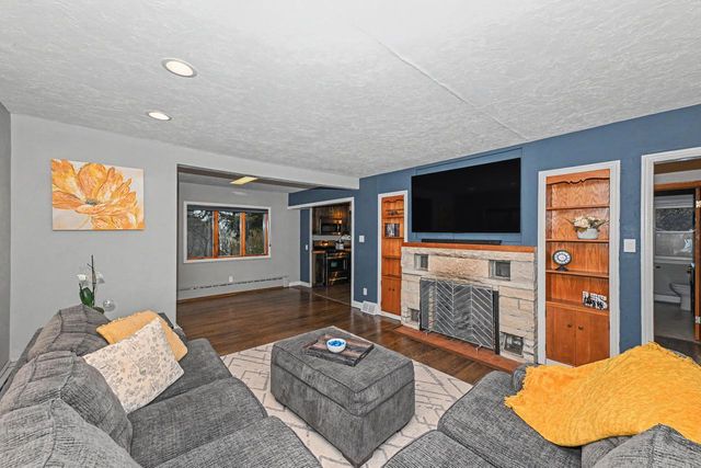 110 Polk STREET, Slinger, WI 53086