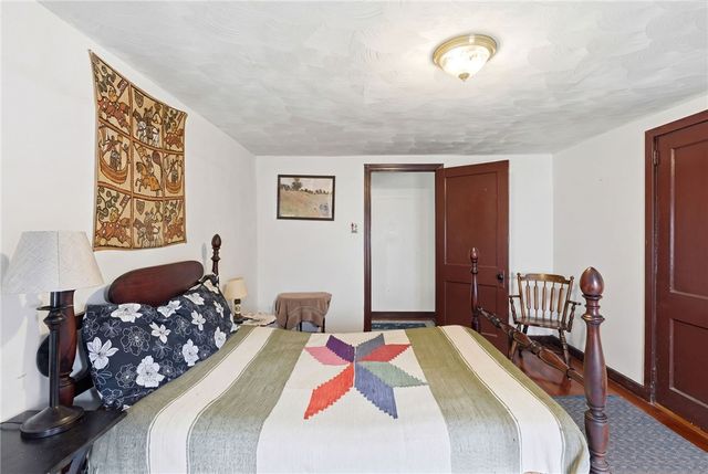 53 Netherlands Avenue, Cranston, RI 02905