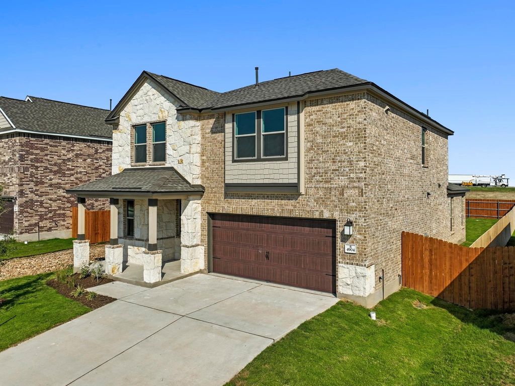 4904 Gragnano DR, Round Rock, TX 78665