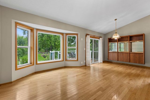 5749 W 141st Street, Savage, MN 55378
