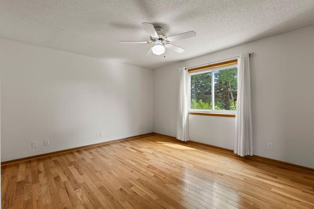 5749 W 141st Street, Savage, MN 55378