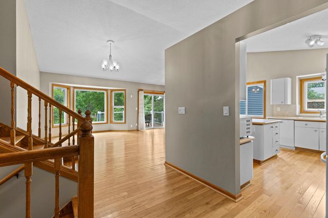 5749 W 141st Street, Savage, MN 55378